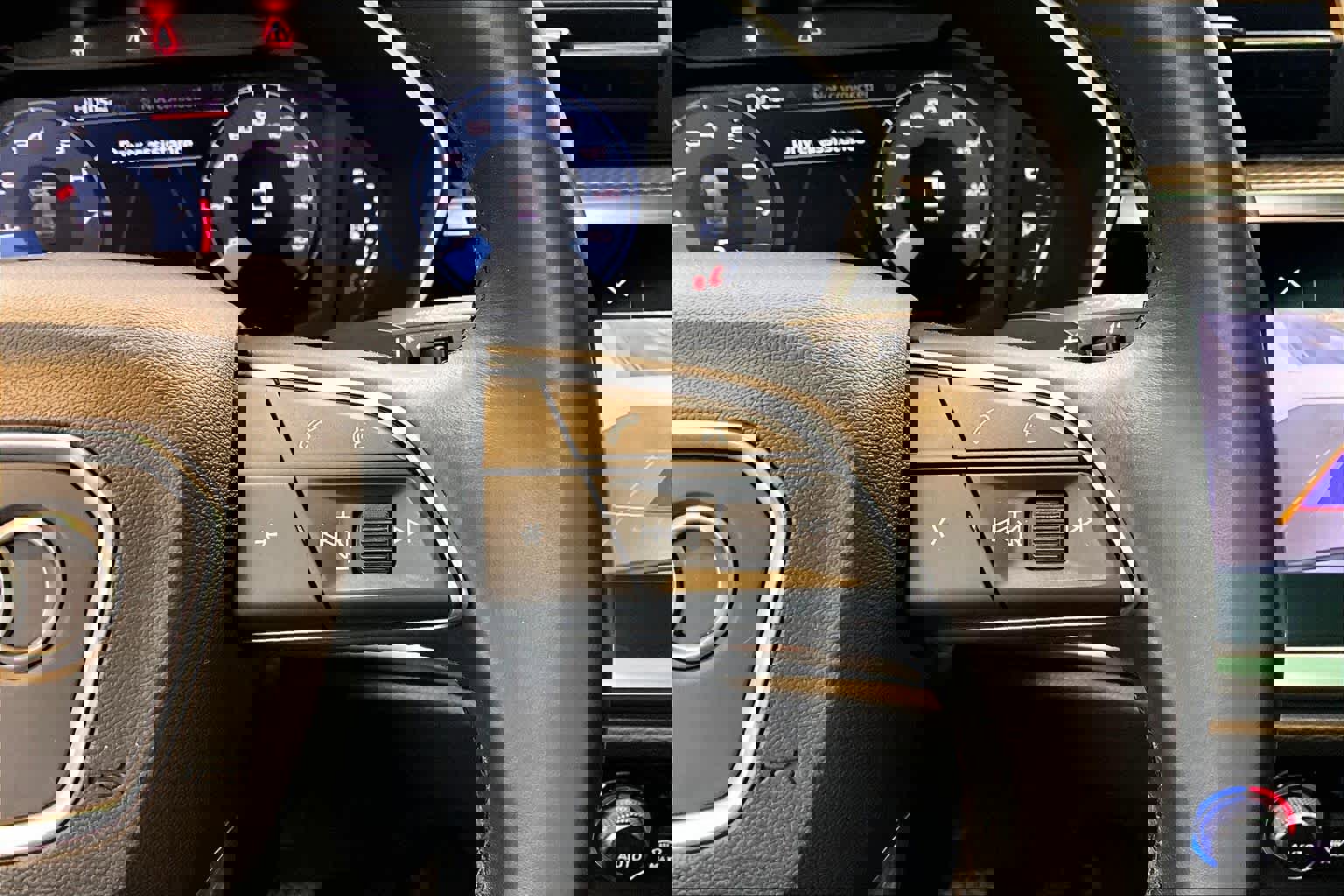 Used 2021 Audi Q3 2.0T Premium image 25