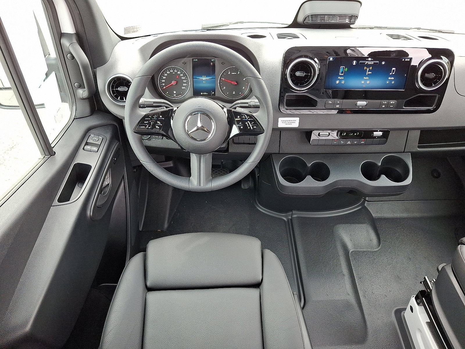 Used 2025 Mercedes-Benz Sprinter 3500 image 13