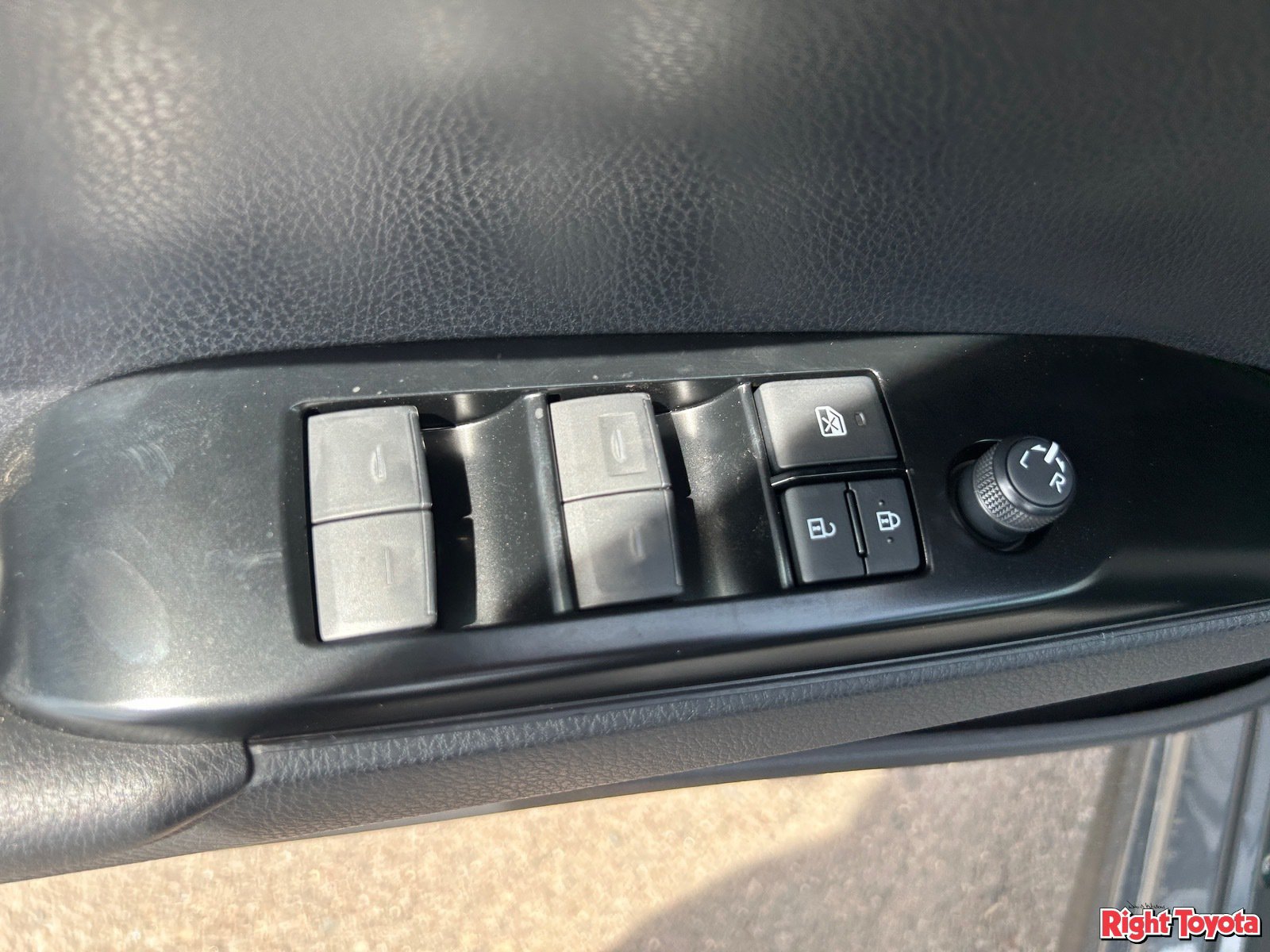 New 2026 Toyota Camry SE w/ Convenience Package FWD image 22