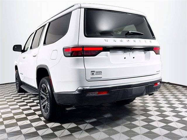 Used 2022 Jeep Wagoneer Series III w/ Flexible Seating Group image 6