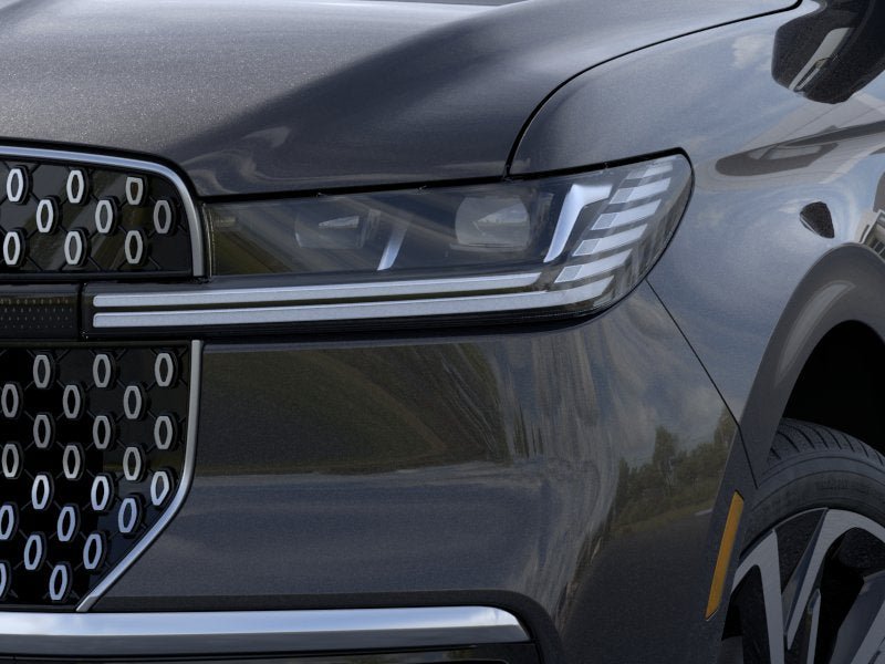 New 2026 Lincoln Navigator L Reserve AWD/4WD image 18