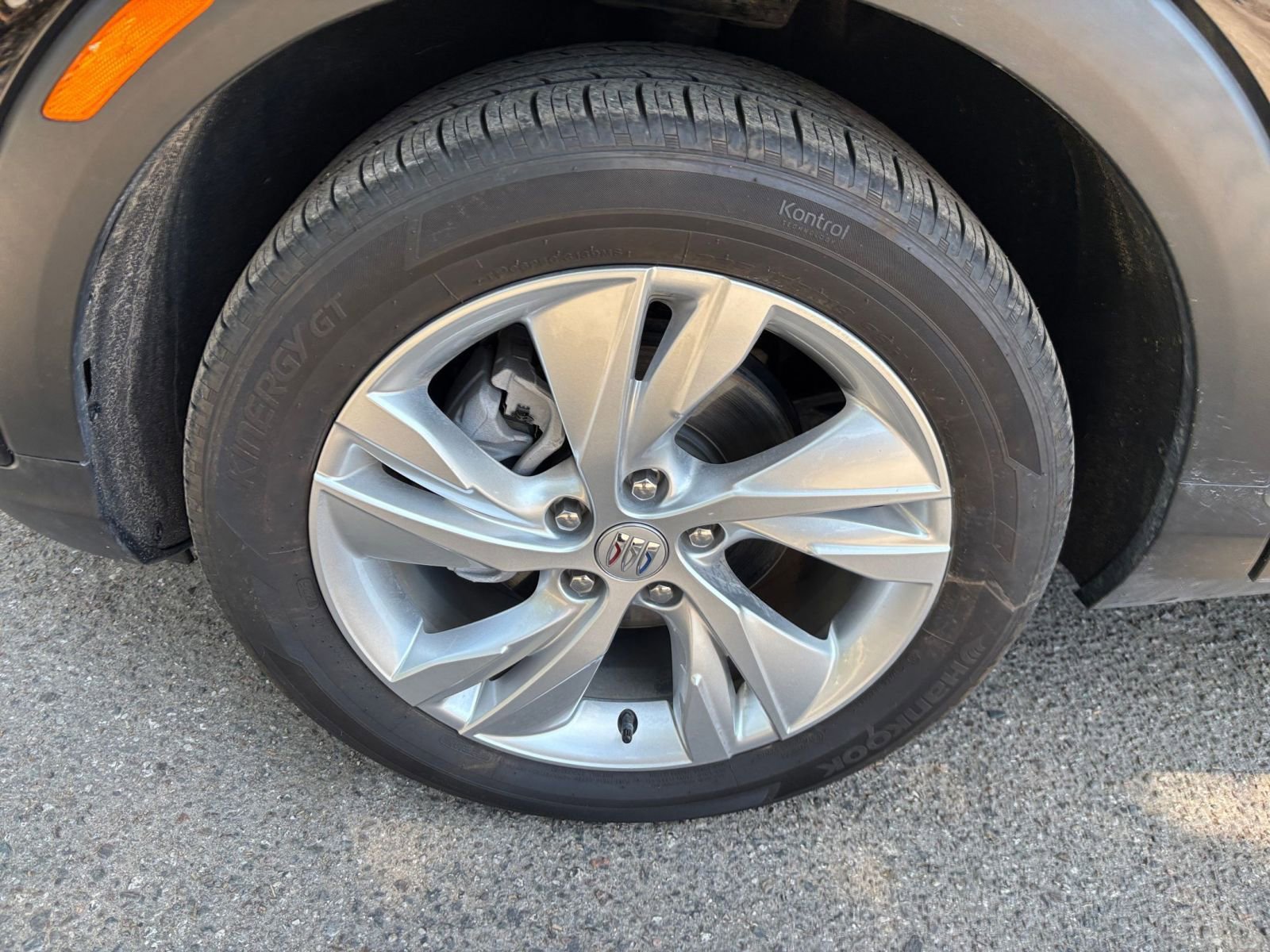Used 2025 Buick Encore GX Preferred FWD image 29