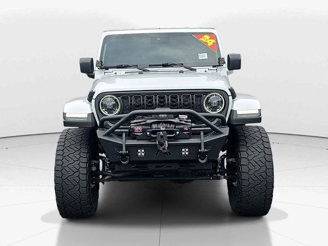 Used 2024 Jeep Gladiator Sport AWD/4WD image 8