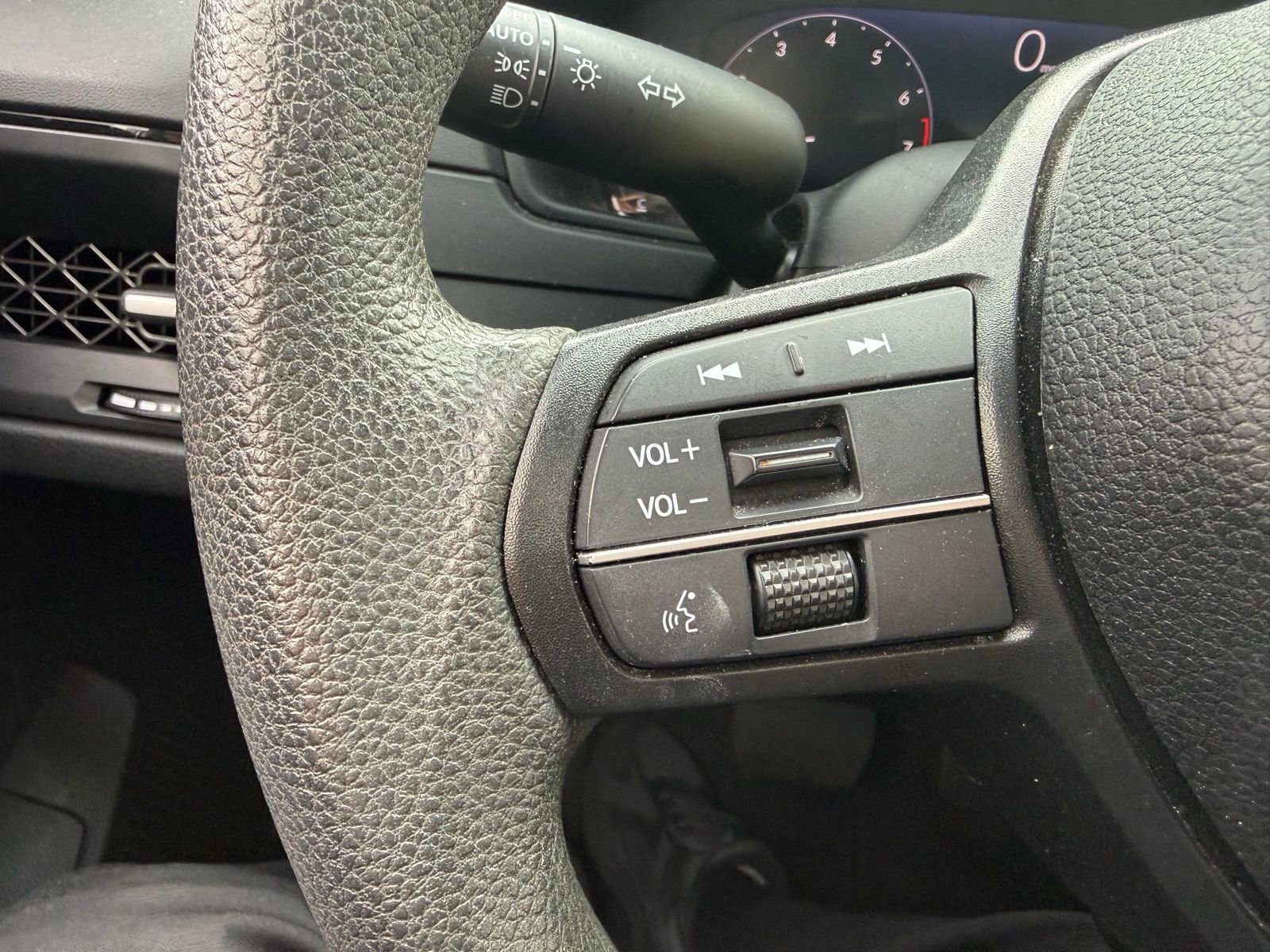 Used 2024 Honda Accord EX image 23