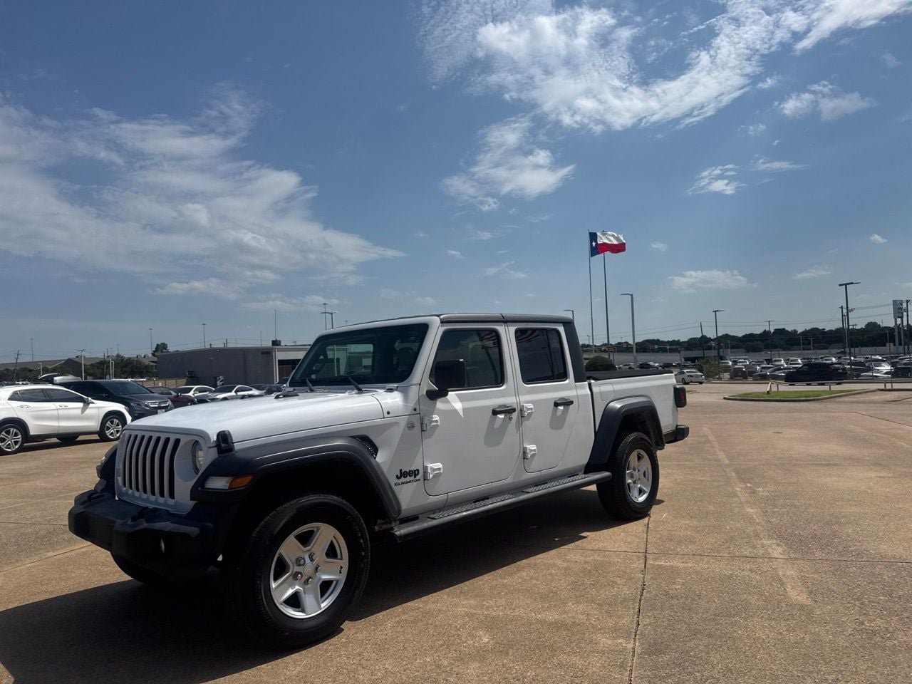 Used 2020 Jeep Gladiator Sport w/ Quick Order Package 24S AWD/4WD image 9