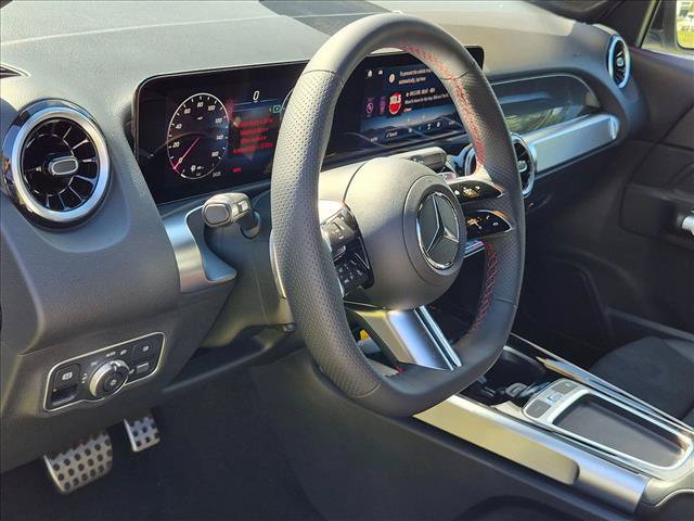 New 2026 Mercedes-Benz GLB 250 image 3