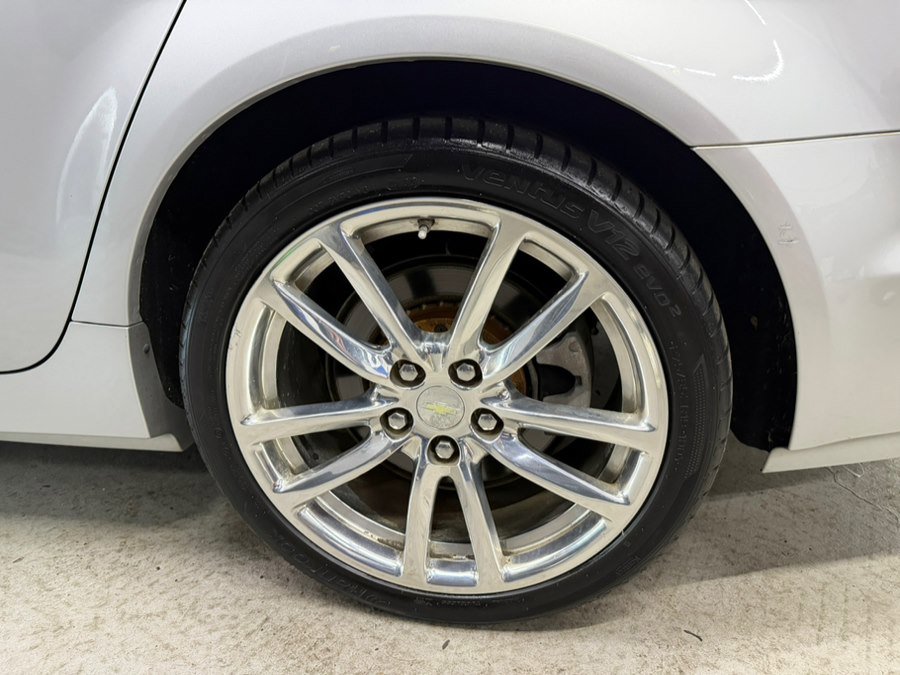 Used 2014 Chevrolet SS image 16