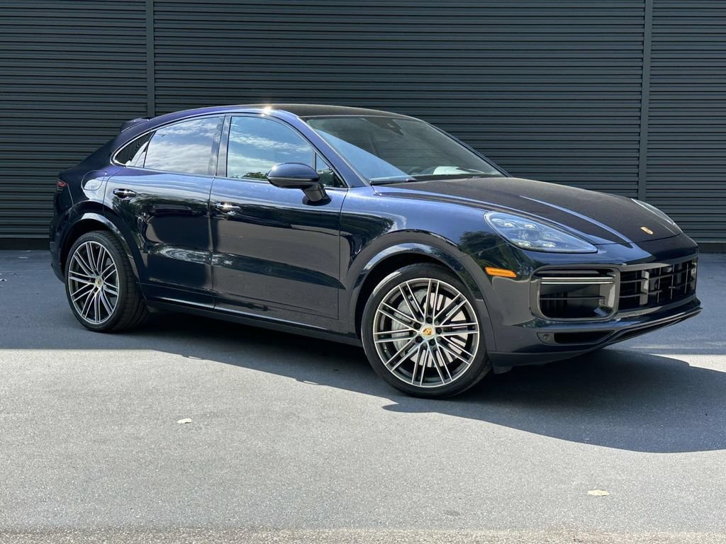 Certified 2022 Porsche Cayenne Turbo AWD/4WD image 7