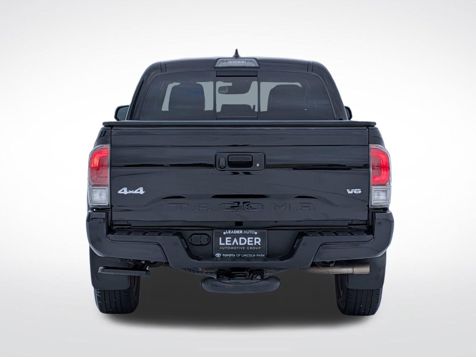 Used 2019 Toyota Tacoma Limited image 7