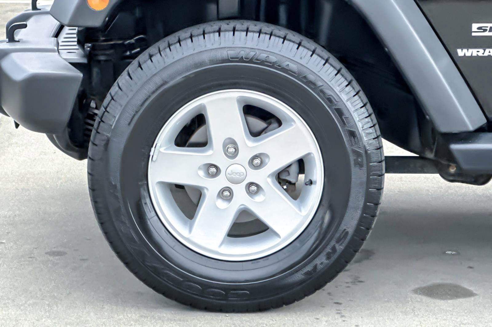 Used 2017 Jeep Wrangler Sport w/ Quick Order Package 24S image 22