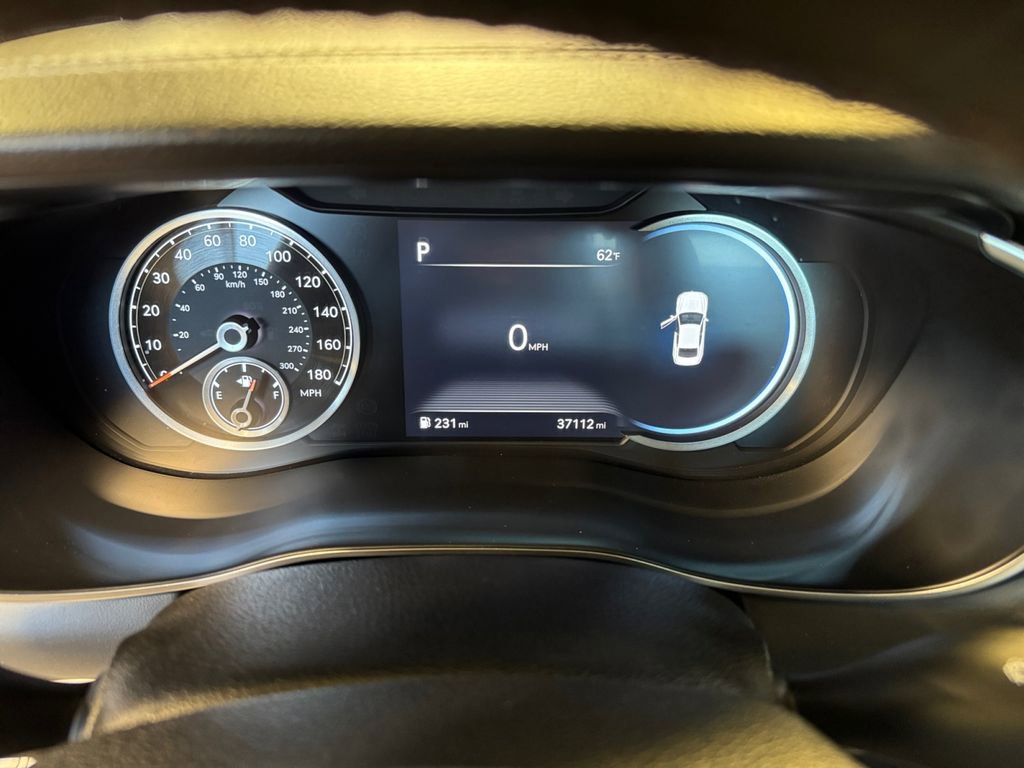 Used 2023 Genesis G70 2.0T AWD/4WD image 16