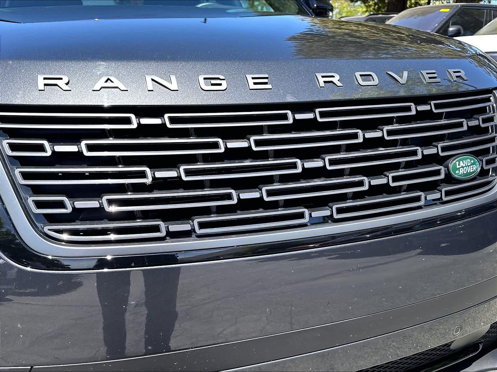 Used 2026 Land Rover Range Rover Velar S AWD/4WD image 35