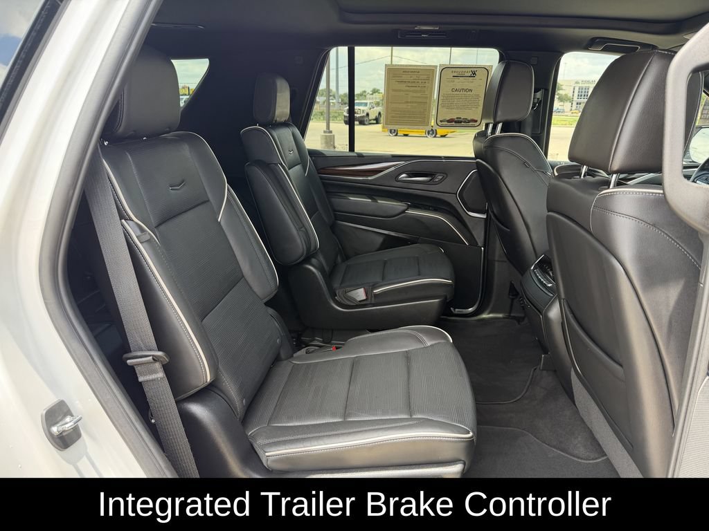 Used 2024 Cadillac Escalade Premium Luxury w/ Performance Package AWD/4WD image 36