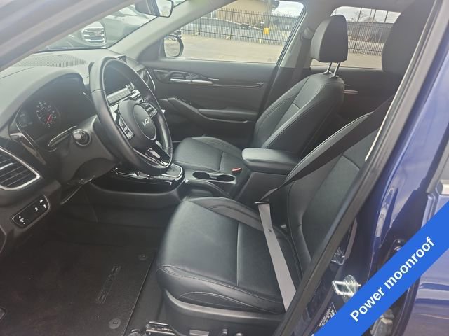 Used 2023 Kia Seltos EX image 9
