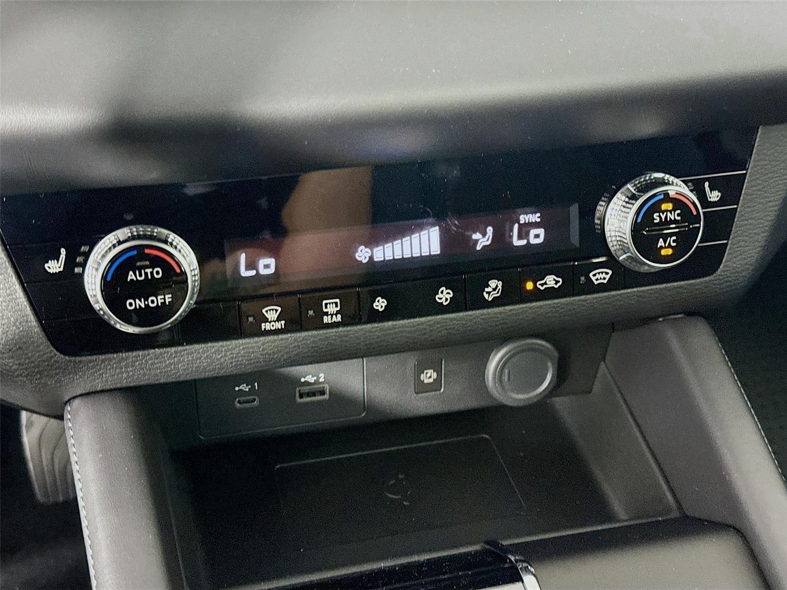 New 2026 Nissan Rogue SL AWD/4WD image 17