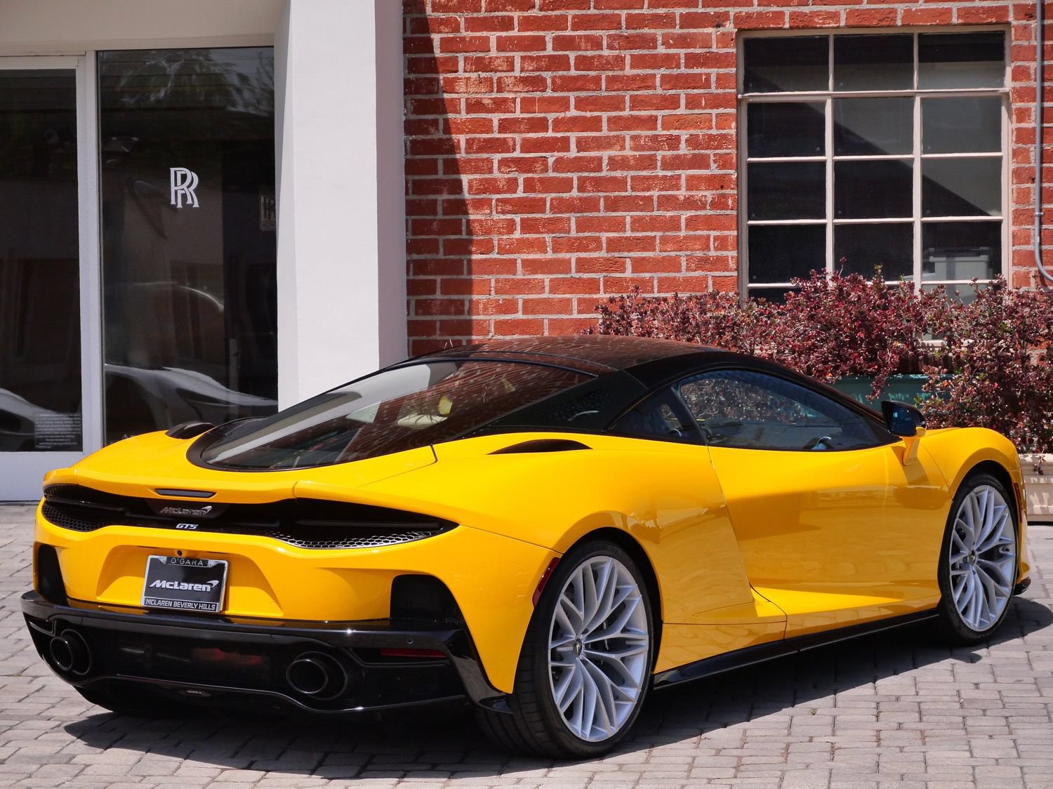 New 2026 McLaren GTS RWD image 4