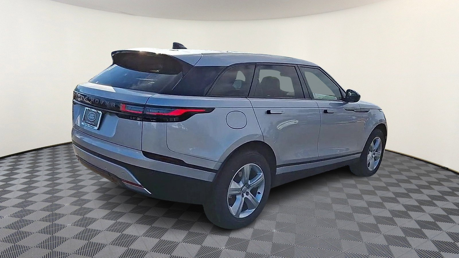 Certified 2025 Land Rover Range Rover Velar S image 8