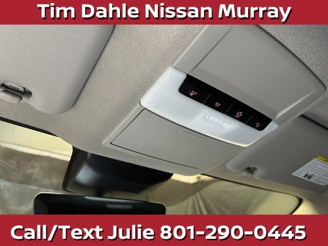 Used 2023 Nissan Sentra SR w/ Midnight Edition Package FWD image 32