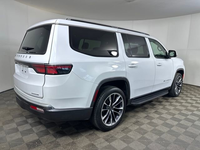 Used 2022 Jeep Wagoneer Series II w/ Premium Group I AWD/4WD image 3