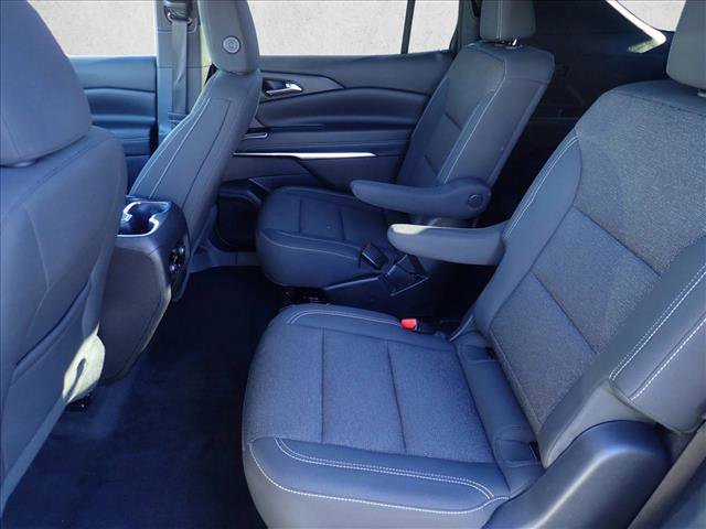 Used 2025 Chevrolet Traverse LT image 10