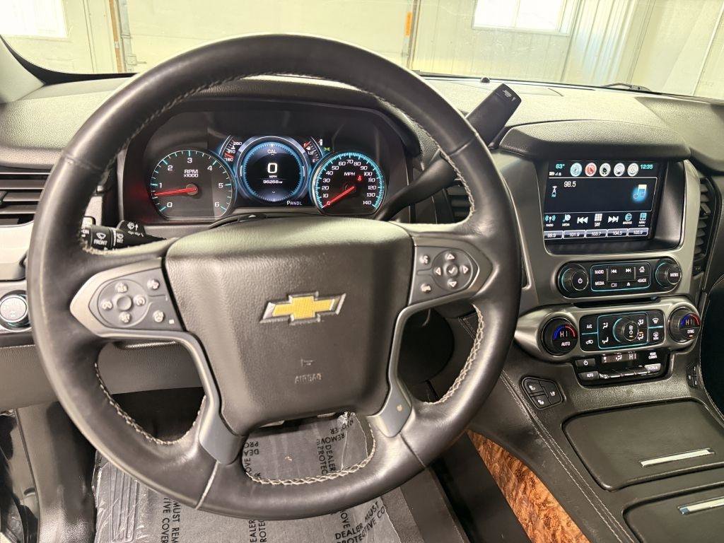Used 2019 Chevrolet Suburban Premier image 14