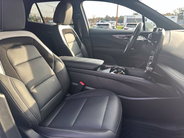 Used 2024 Chevrolet Blazer EV LT AWD/4WD image 14