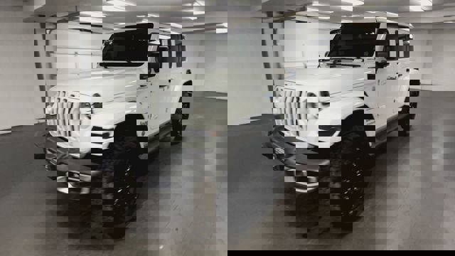 Used 2021 Jeep Wrangler Unlimited Sahara w/ Cold Weather Group image 4