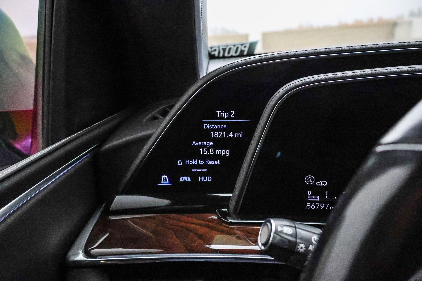 Used 2023 Cadillac Escalade Sport Platinum w/ LPO, ONYX Package image 34