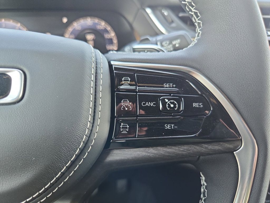 New 2025 Jeep Grand Cherokee L Overland w/ Luxury Tech Group IV AWD/4WD image 27