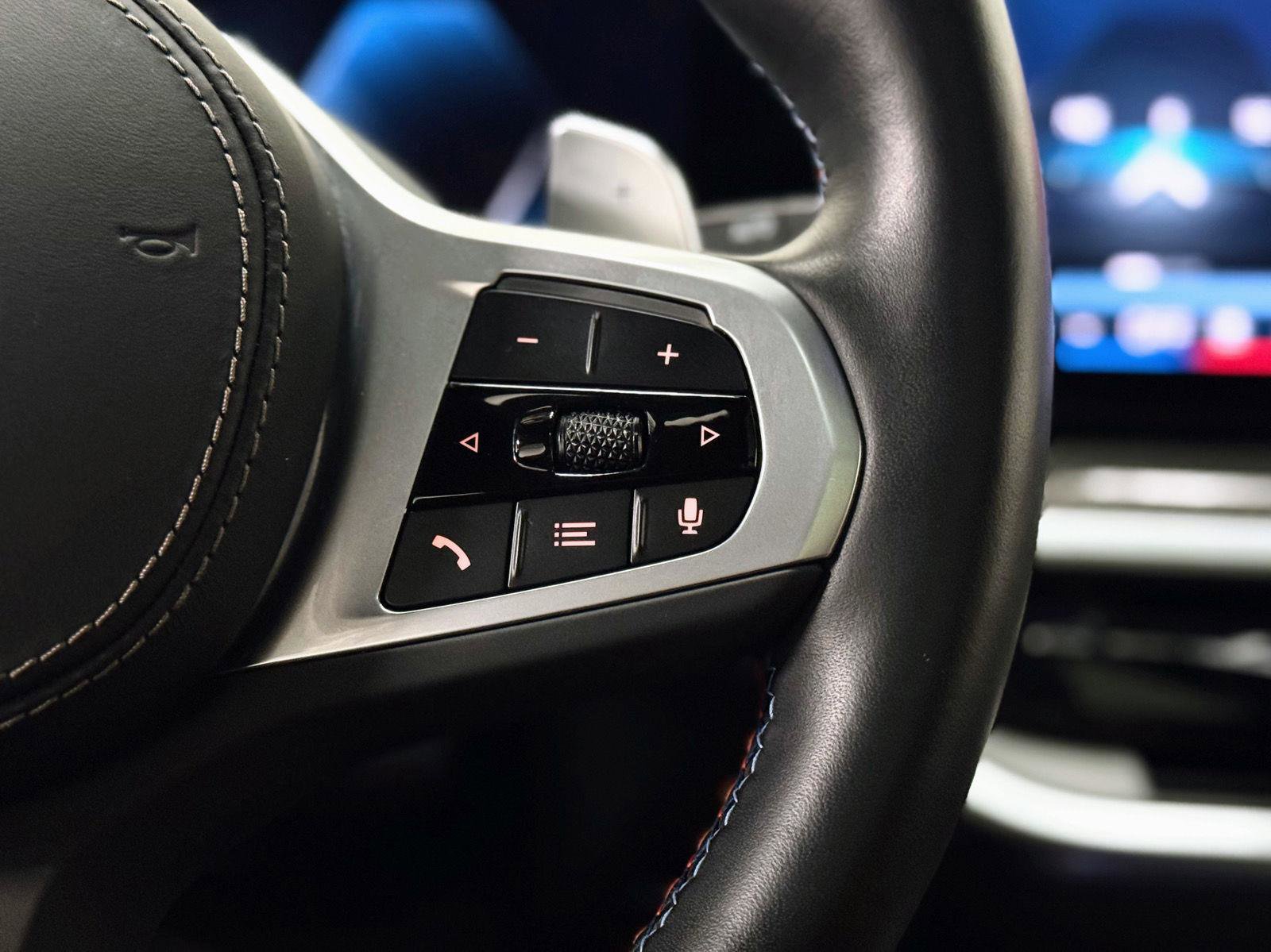 Used 2024 BMW X5 M60i image 21