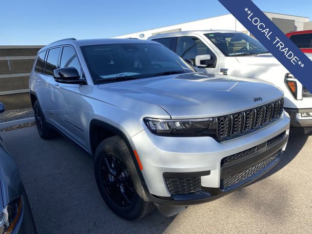 Used 2025 Jeep Grand Cherokee L Laredo AWD/4WD image 5