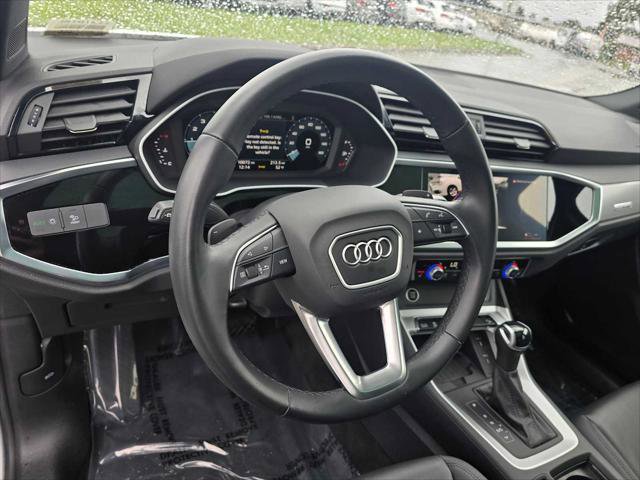 Used 2024 Audi Q3 2.0T Premium w/ Convenience Package image 26