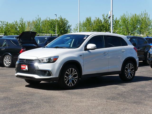 Used 2018 Mitsubishi Outlander Sport ES AWD/4WD image 2
