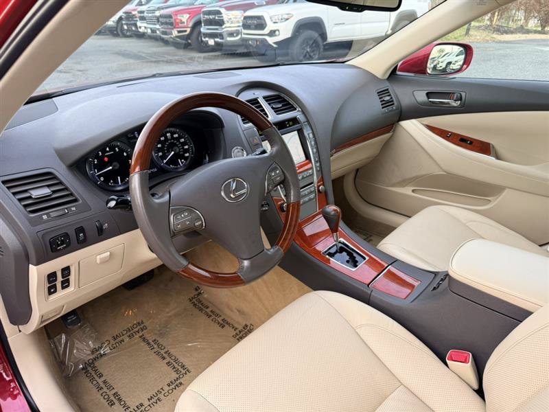 Used 2011 Lexus ES 350 FWD image 28