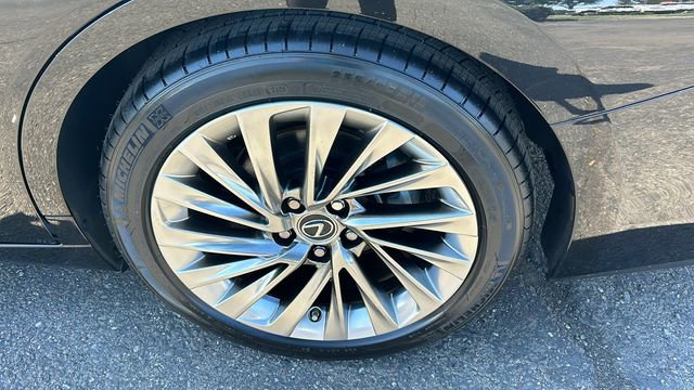 Used 2023 Lexus ES 350 Luxury image 6