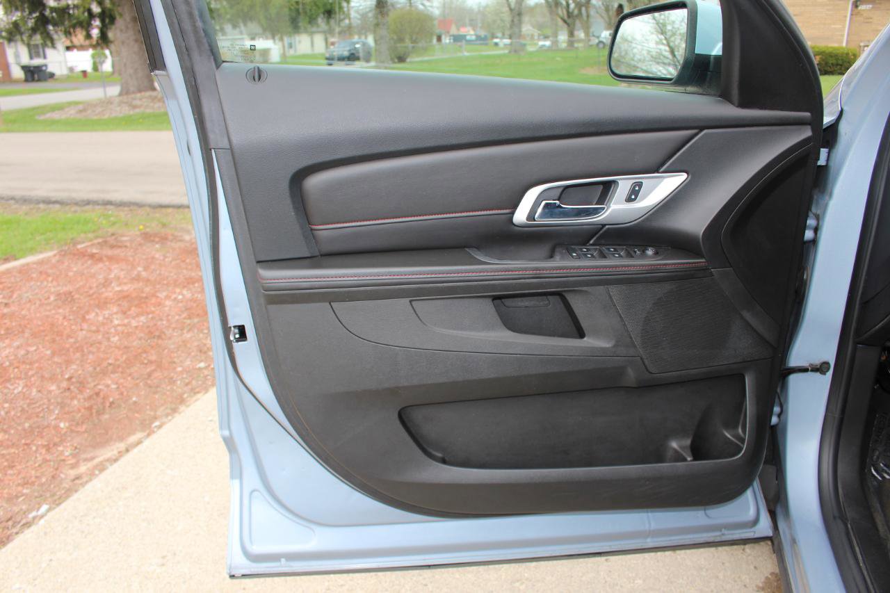 Used 2015 GMC Terrain SLE image 11