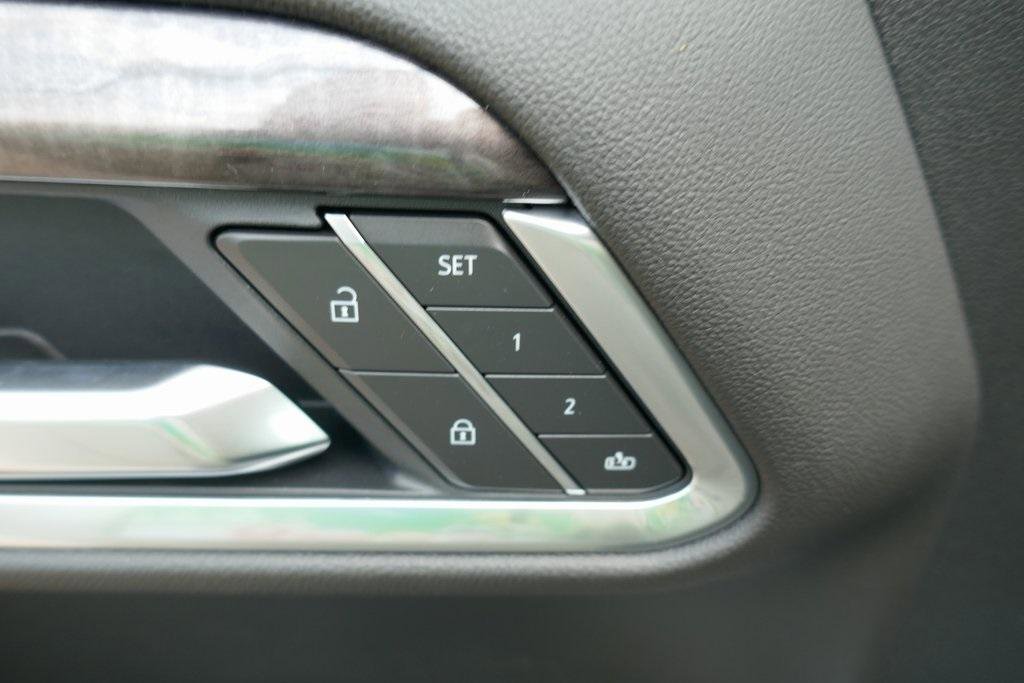 New 2026 Chevrolet Silverado 1500 LTZ w/ LTZ Premium Package image 16