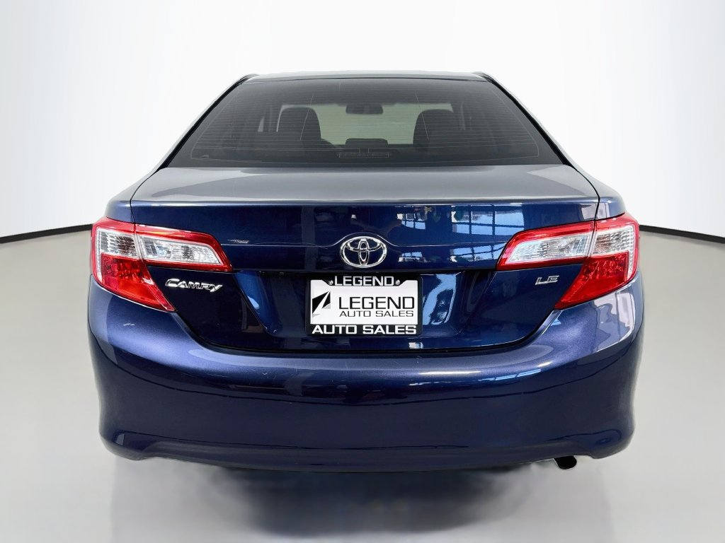 Used 2014 Toyota Camry LE FWD image 8