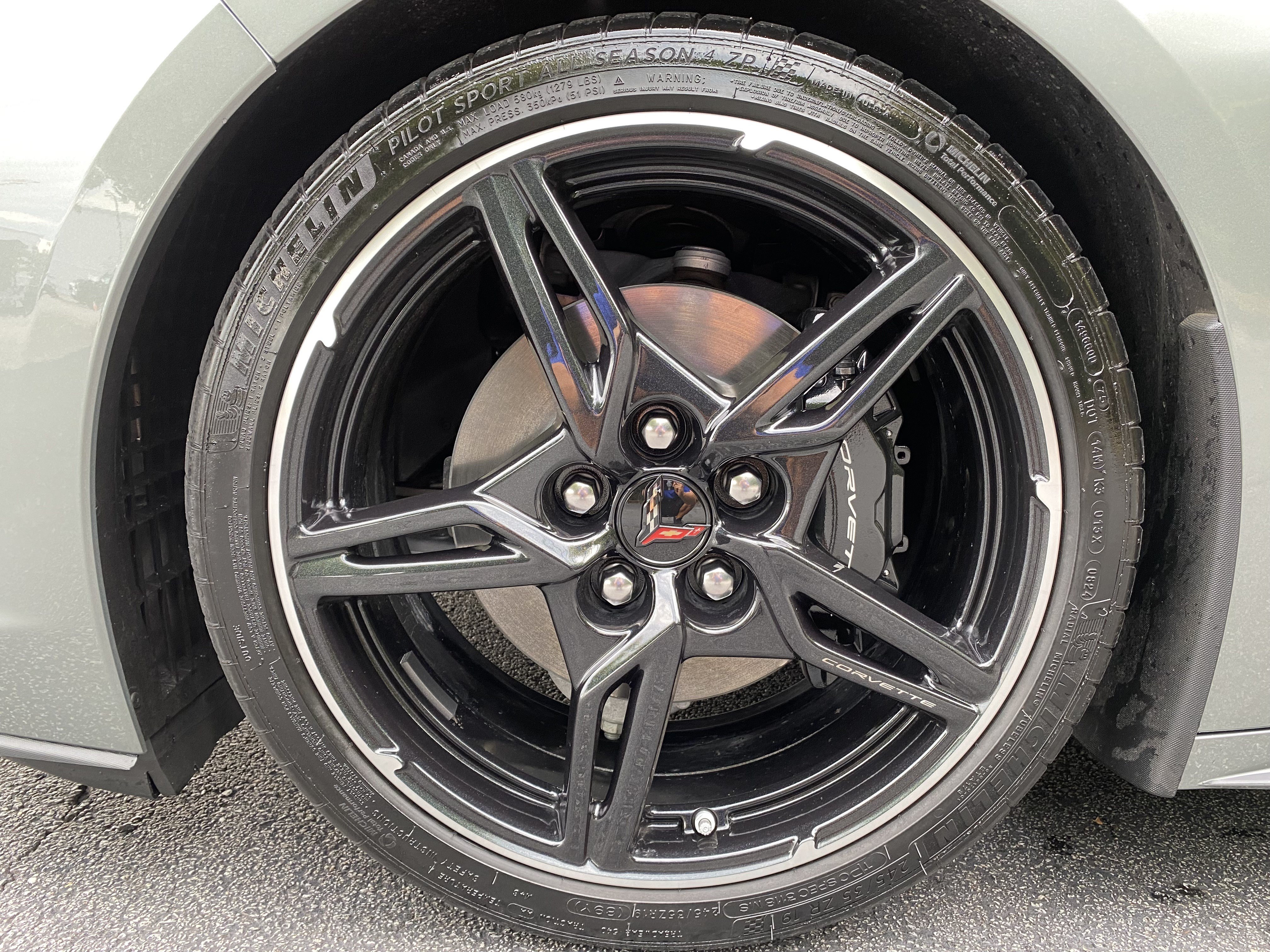 Used 2024 Chevrolet Corvette Stingray Preferred Cpe w/ Battery Protection Package RWD image 45