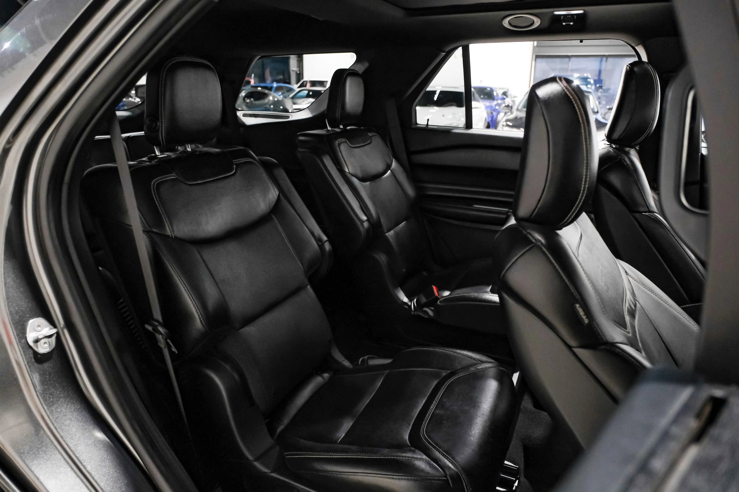 Used 2020 Ford Explorer ST w/ ST Street Pack image 34