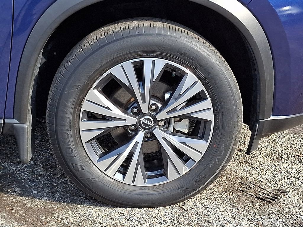 Certified 2023 Nissan Rogue SV AWD/4WD image 9