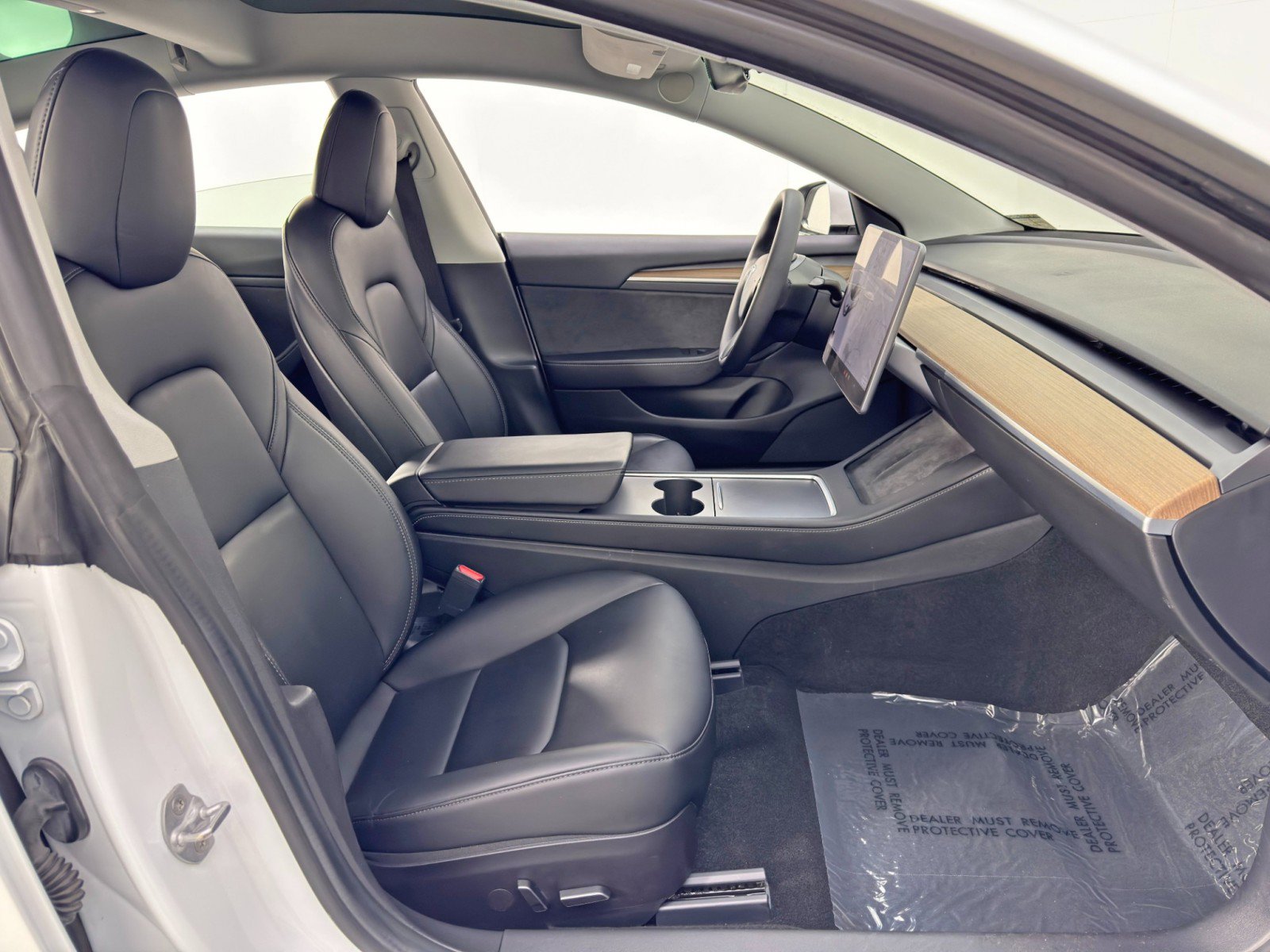 Used 2021 Tesla Model 3 Standard Range Plus image 16