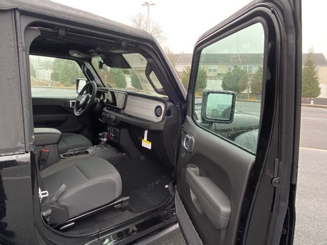 New 2026 Jeep Wrangler Sport AWD/4WD image 27