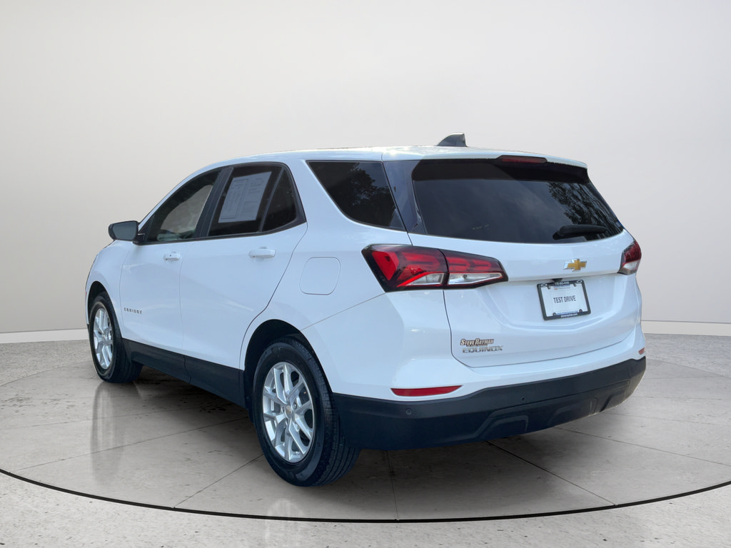 Certified 2024 Chevrolet Equinox LS w/ LS Convenience Package FWD image 9