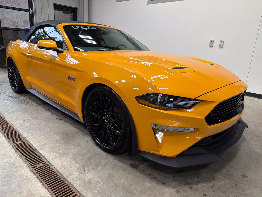 Used 2022 Ford Mustang GT Premium w/ GT Performance Package RWD image 3