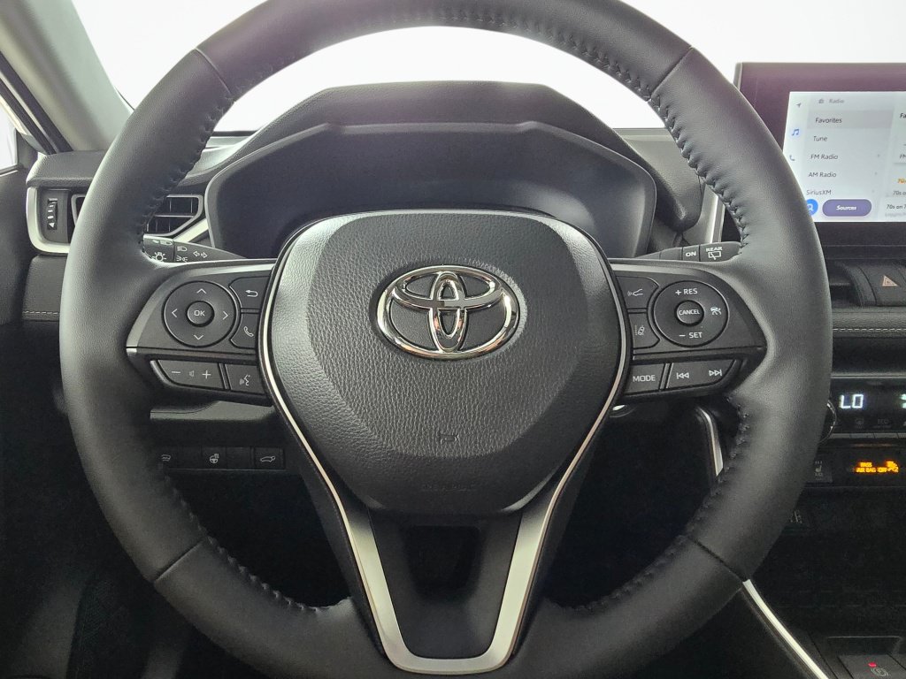 Used 2025 Toyota RAV4 XLE w/ Convenience Package AWD/4WD image 23