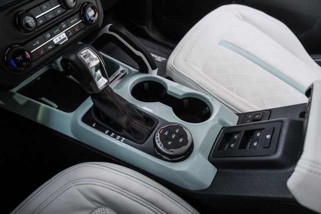 Used 2025 Ford Bronco Heritage Edition image 17