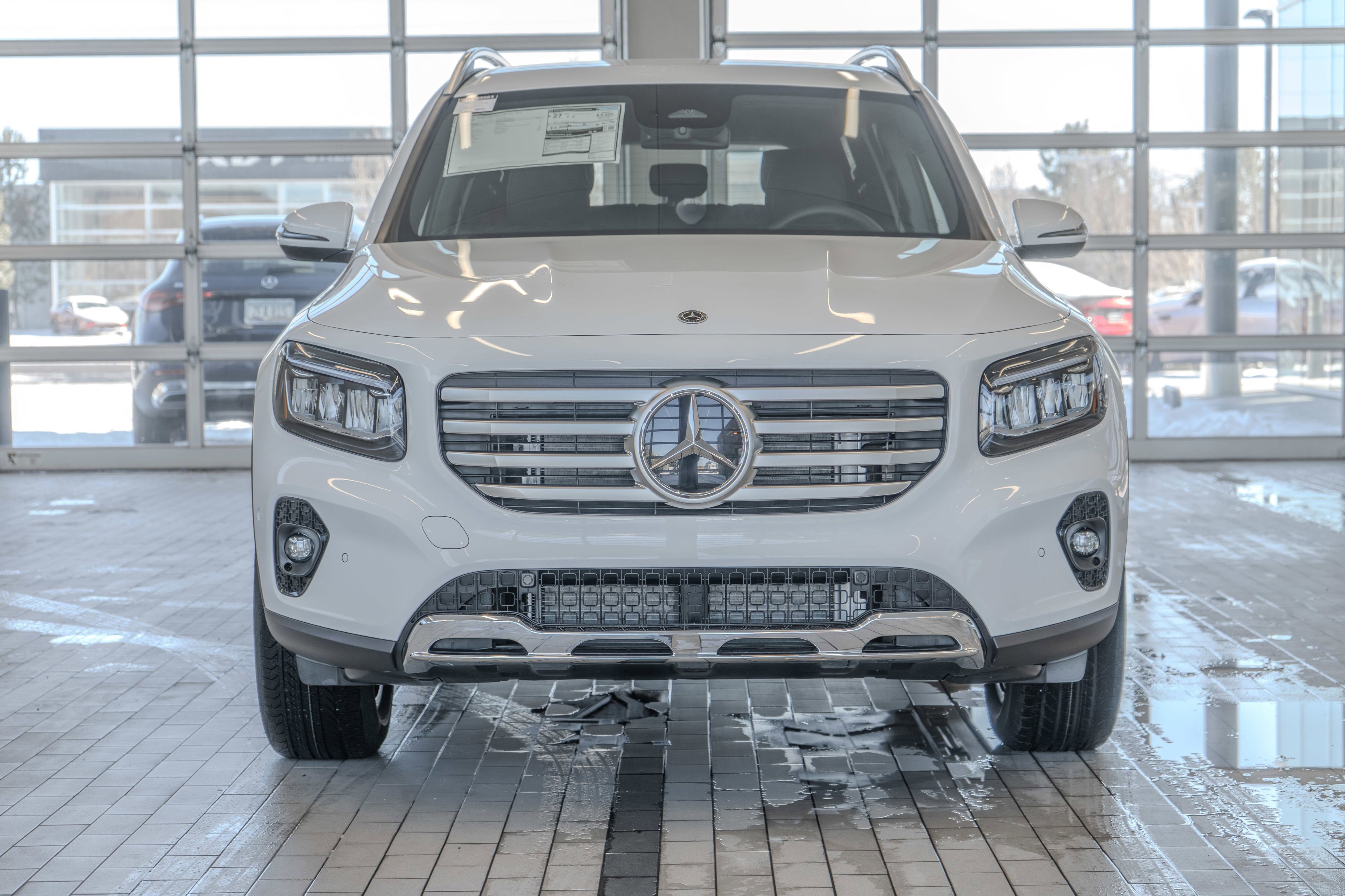 New 2026 Mercedes-Benz GLB 250 4MATIC image 11