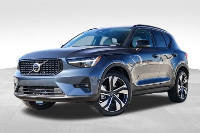 New 2026 Volvo XC40 B5 Ultra w/ Climate Package image 1