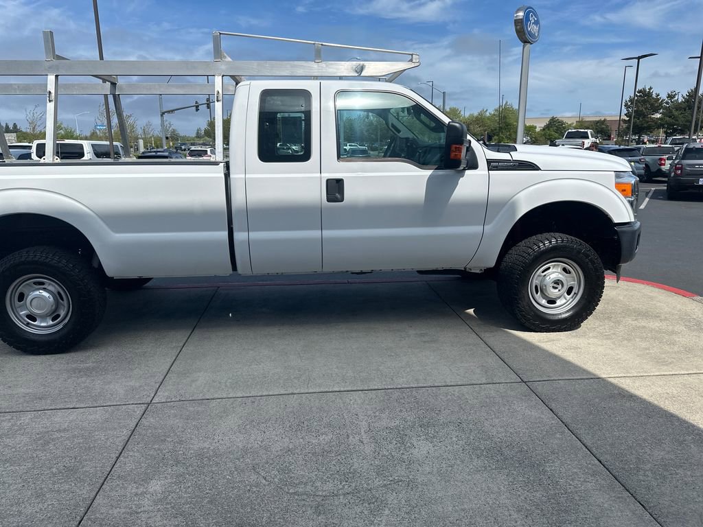Used 2016 Ford F250 XL w/ Power Equipment Group AWD/4WD image 5